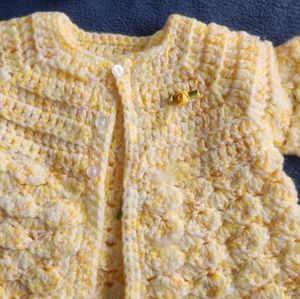 Baby handmade knitted outfit